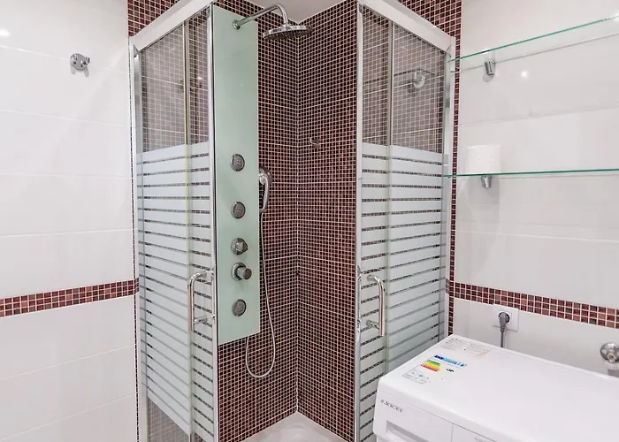 Luxury In Beachfront Complex In El Duque Area, 阿德耶