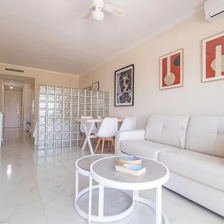 Luxury In Beachfront Complex In El Duque Area, * 阿德耶