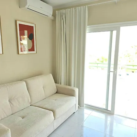 公寓 Luxury In Beachfront Complex In El Duque Area, 阿德耶