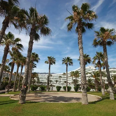 Luxury In Beachfront Complex In El Duque Area, * 阿德耶
